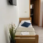 Dvorski * Baška Voda