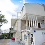Dvorski Apartmán *