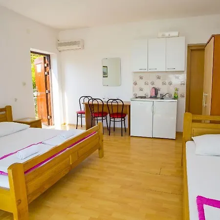 Dvorski Appartamento Baška Voda