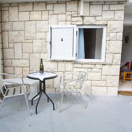 Dvorski Appartamento