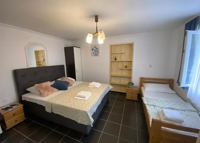 Dvorski アパート Baška Voda