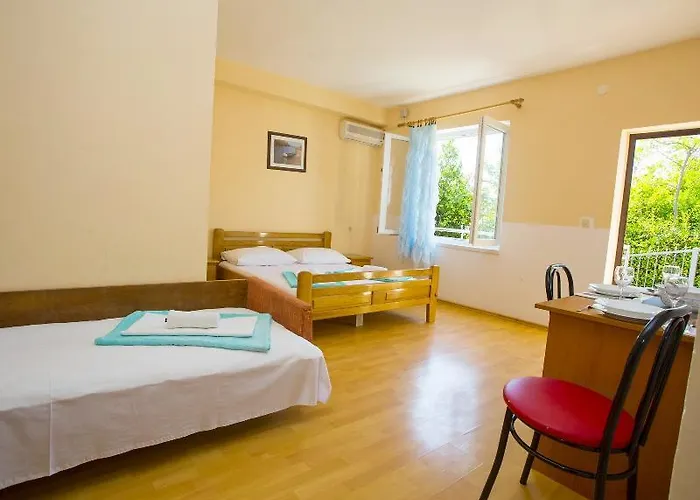 Dvorski * 巴什卡沃达